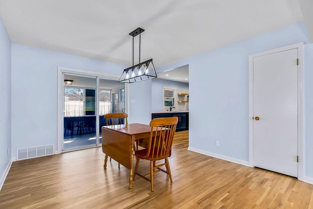 1121 Sherman Street — photo 5