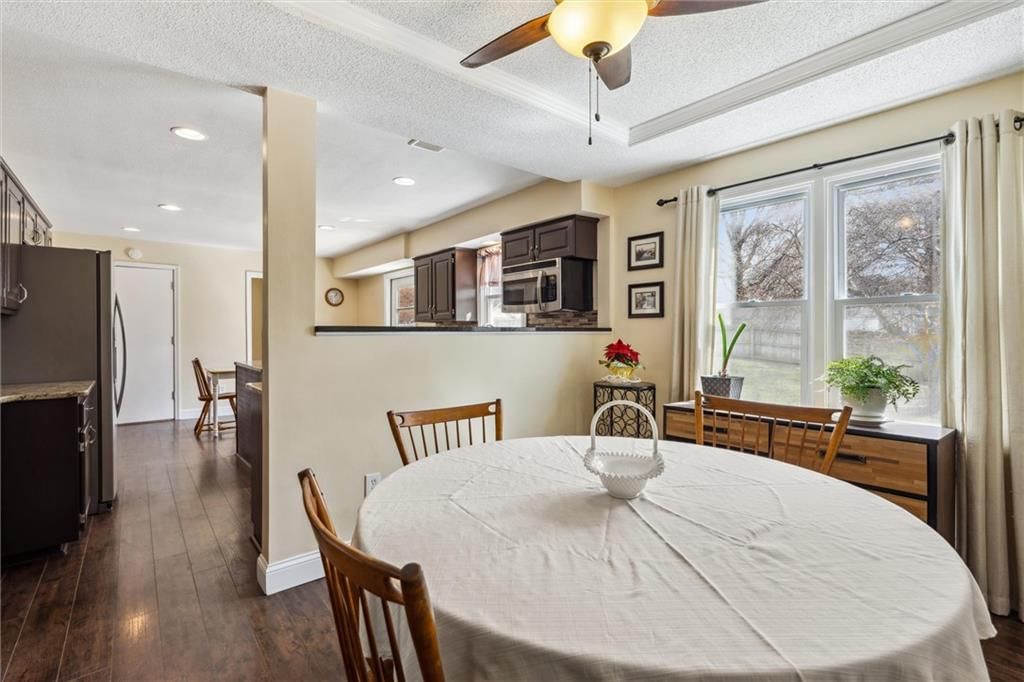 1015 E Oakview Street — photo 20