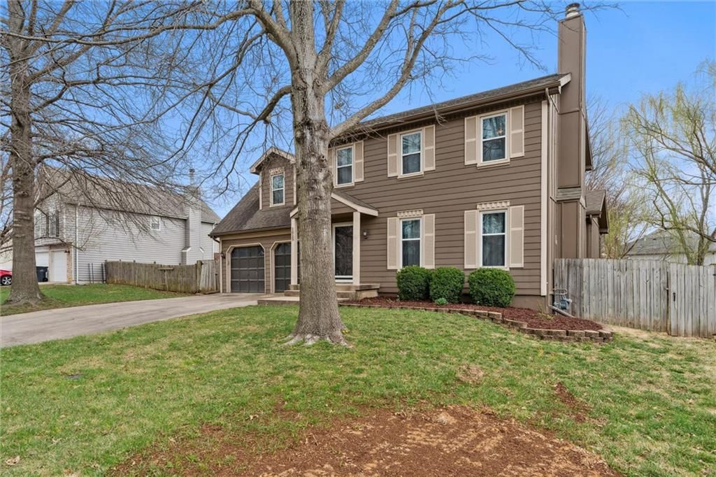 1015 E Oakview Street — photo 4