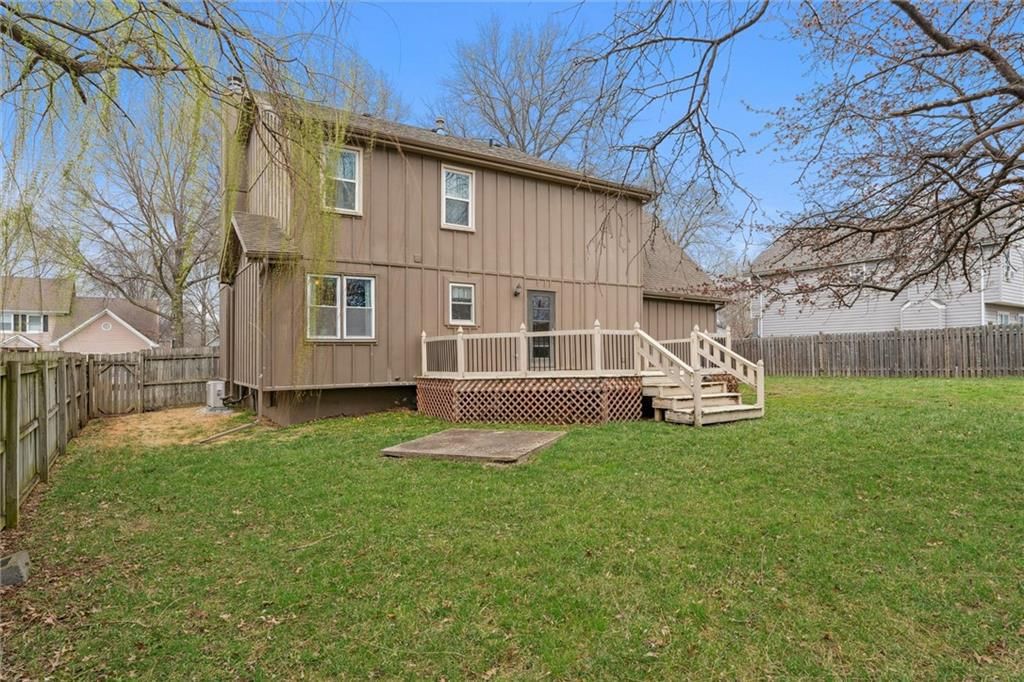 1015 E Oakview Street — photo 38