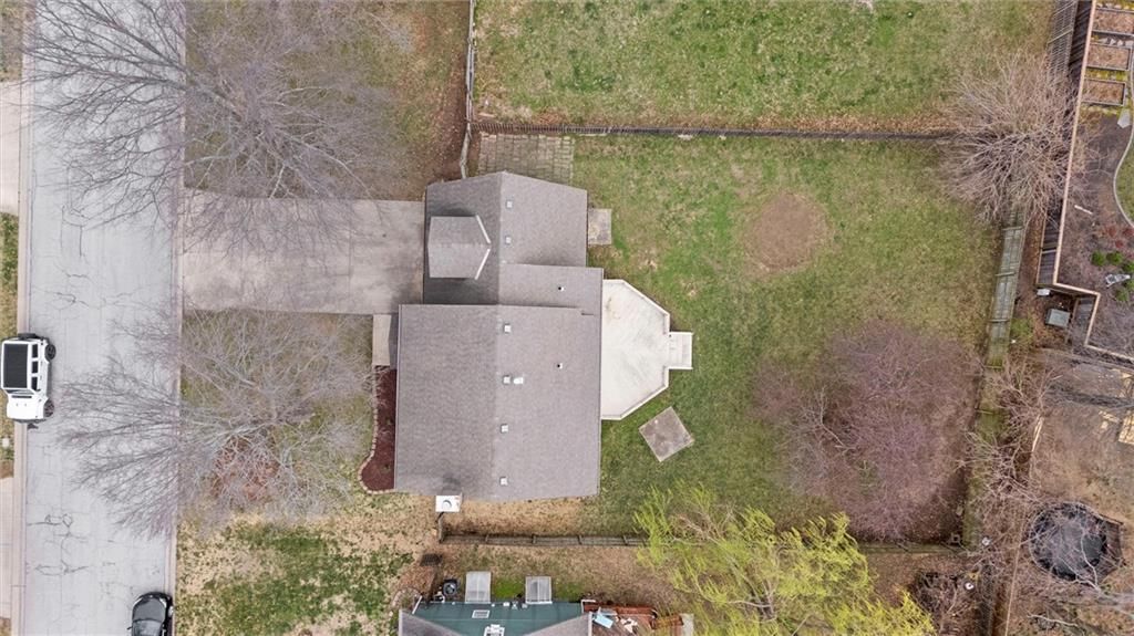 1015 E Oakview Street — photo 45