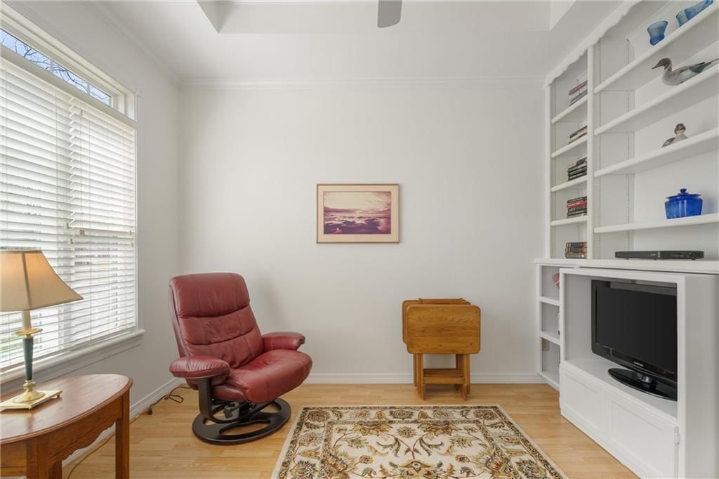 601 E 3rd Street — photo 33