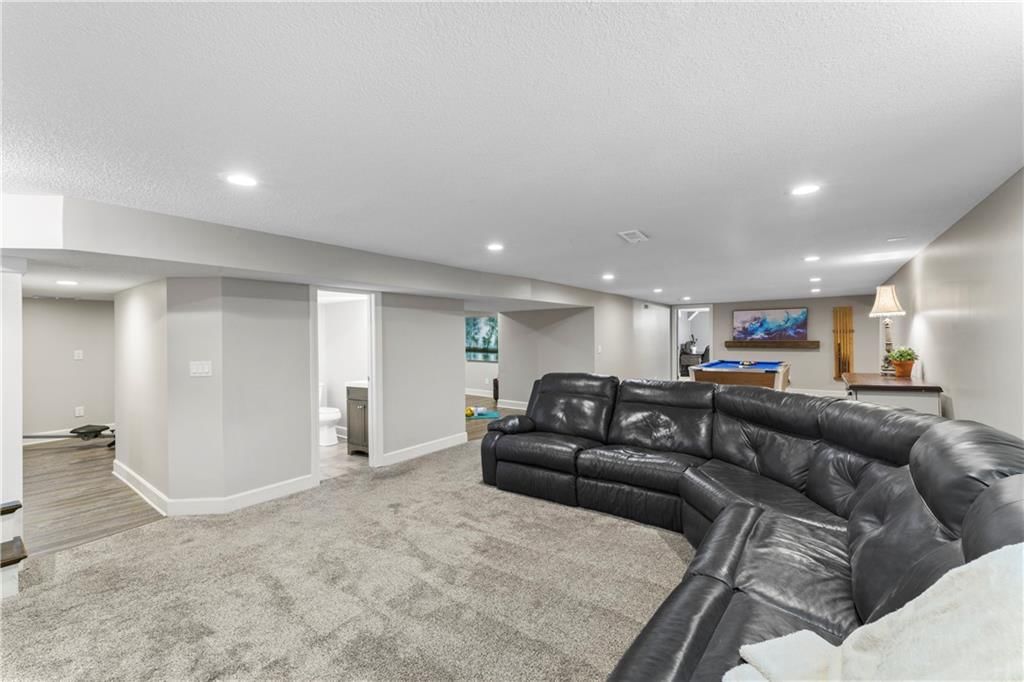 7225 Gleason Road — photo 32