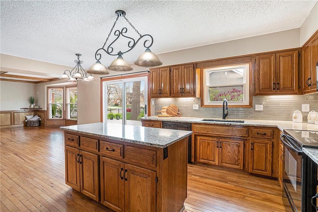 9325 Twilight Lane — photo 7