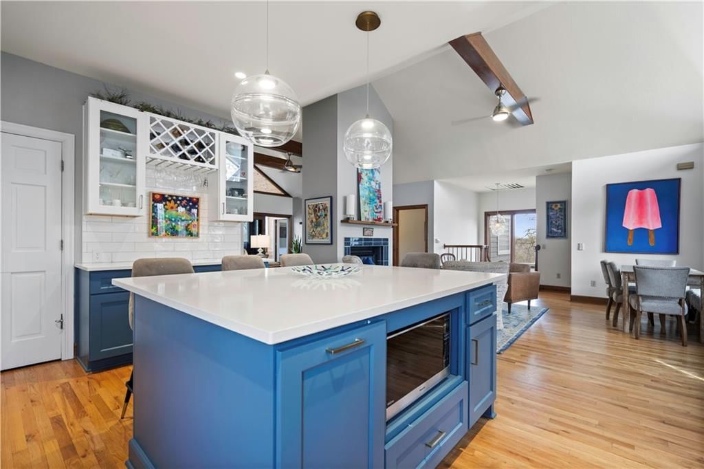 541 Lake Forest Drive — photo 17
