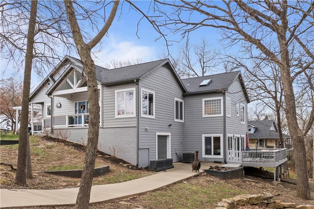 541 Lake Forest Drive — photo 5
