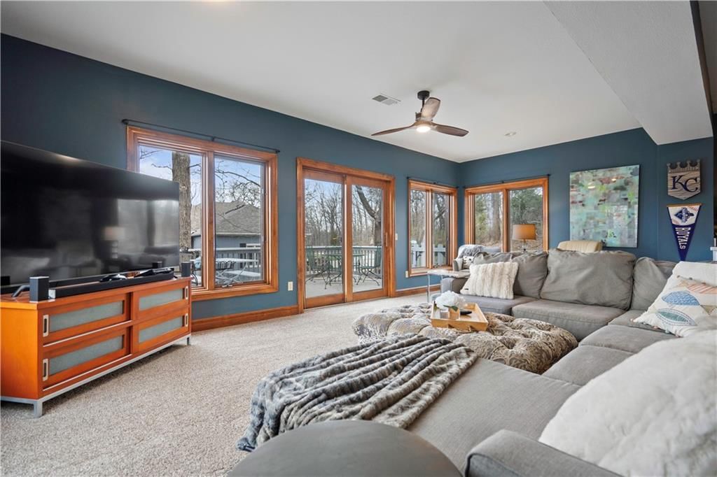 541 Lake Forest Drive — photo 42
