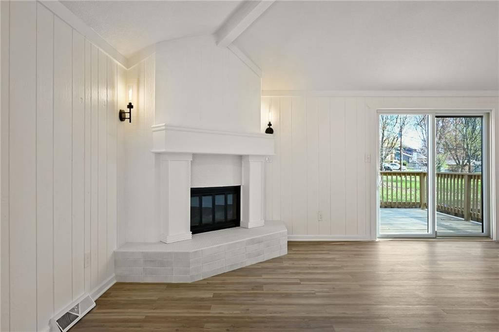 303 SW Ensley Lane — photo 13