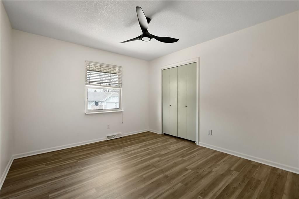 303 SW Ensley Lane — photo 20