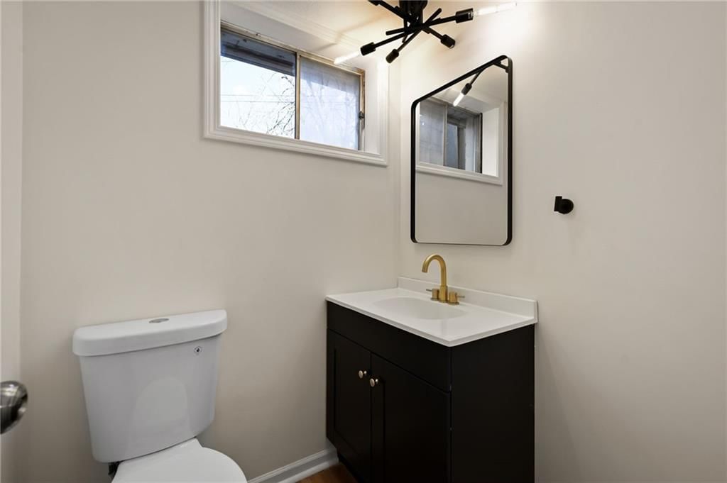 303 SW Ensley Lane — photo 24