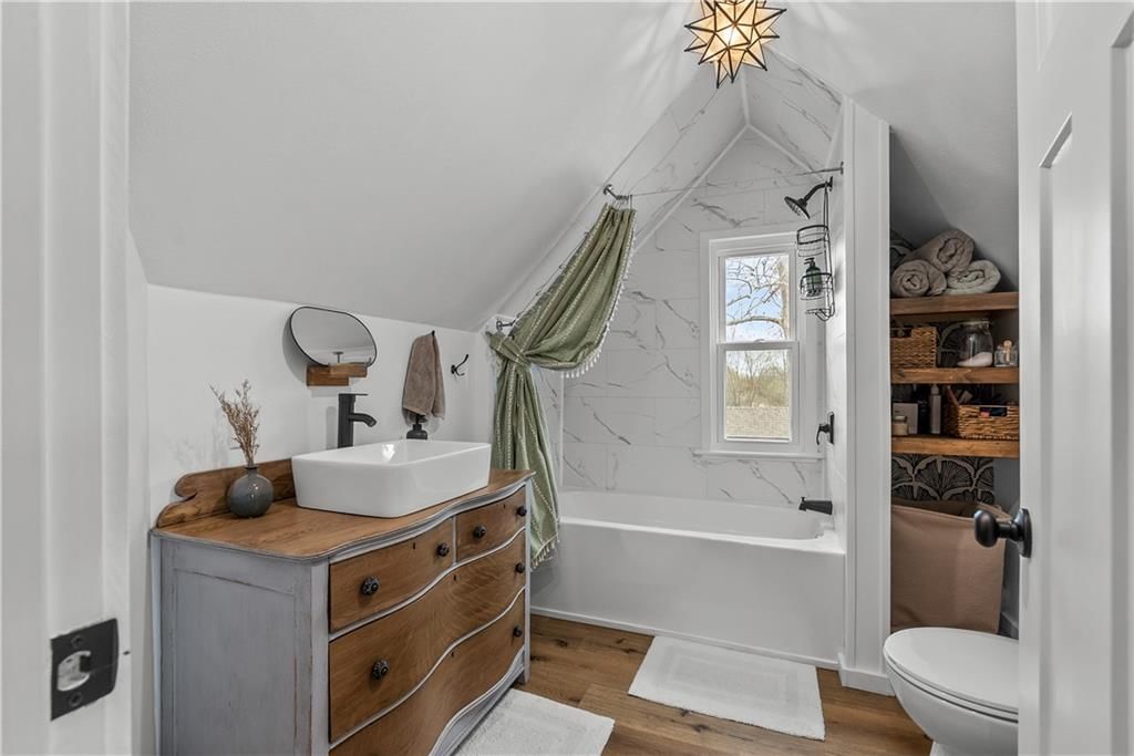 820 E Prairie Street — photo 38