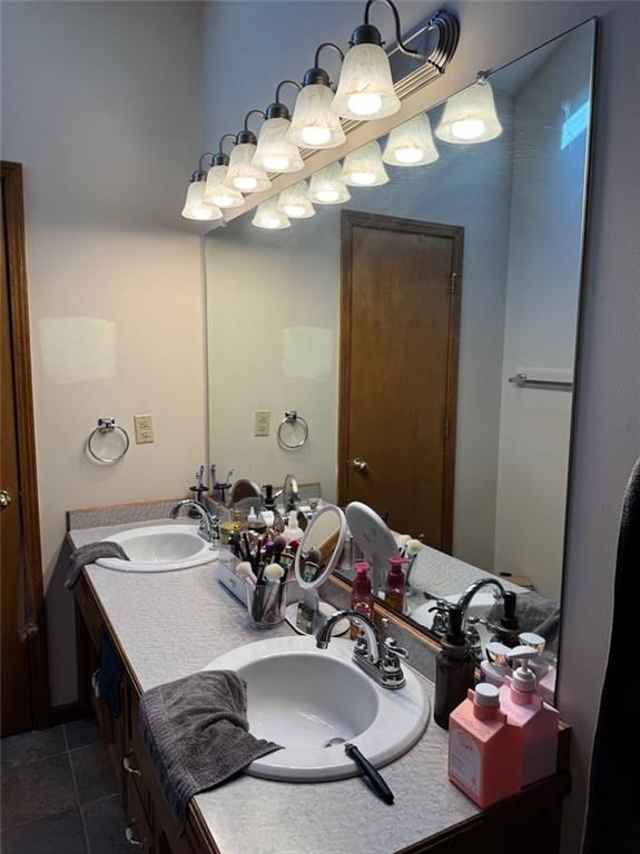 114 W Calico Drive — photo 14
