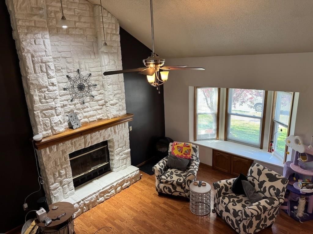 114 W Calico Drive — photo 5