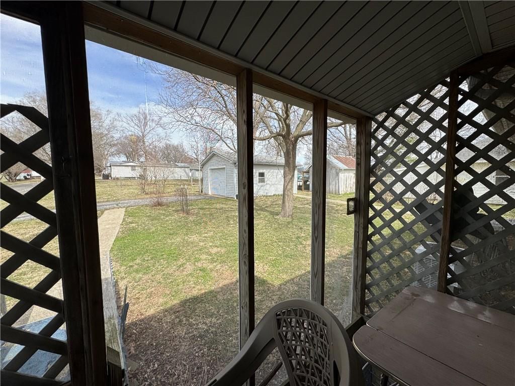 309 W Herman Street — photo 17
