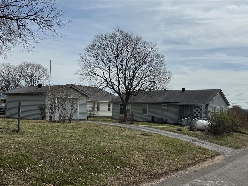 309 W Herman Street — photo 23
