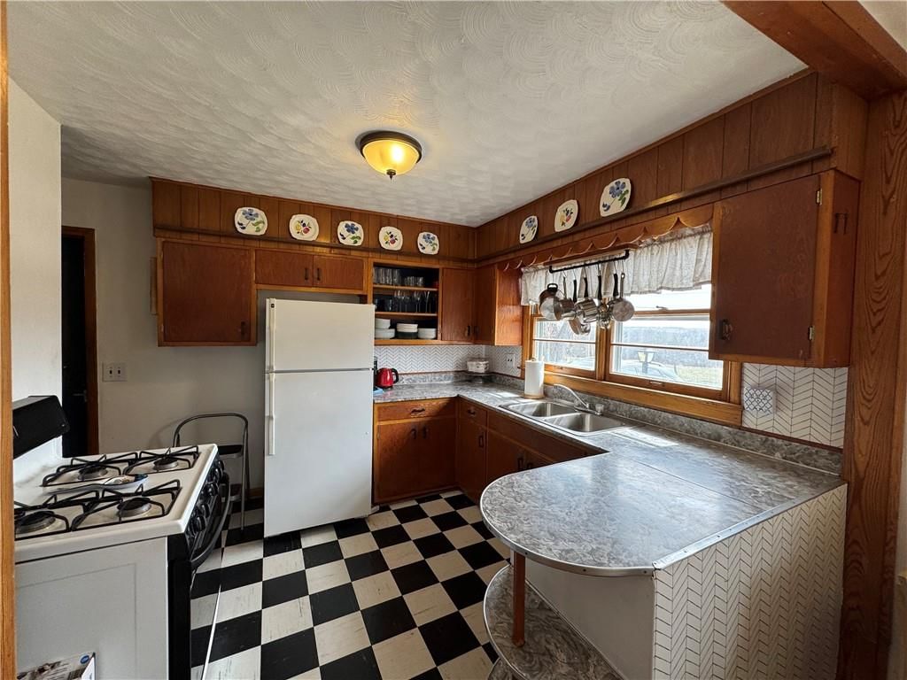 309 W Herman Street — photo 9