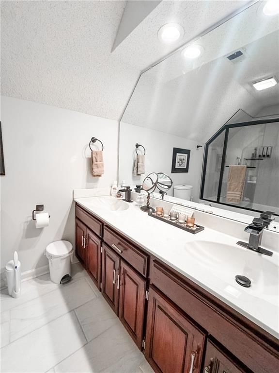 8313 N Highland Avenue — photo 12