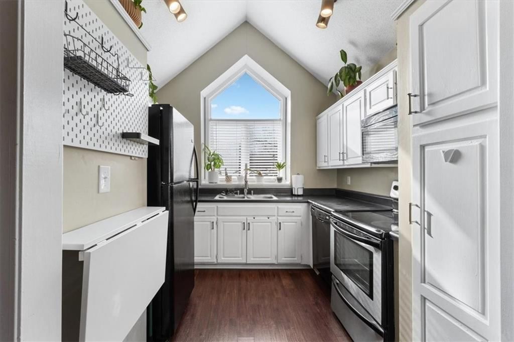 4802 Horton Street — photo 7
