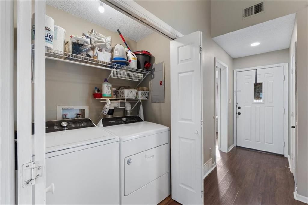 4802 Horton Street — photo 9