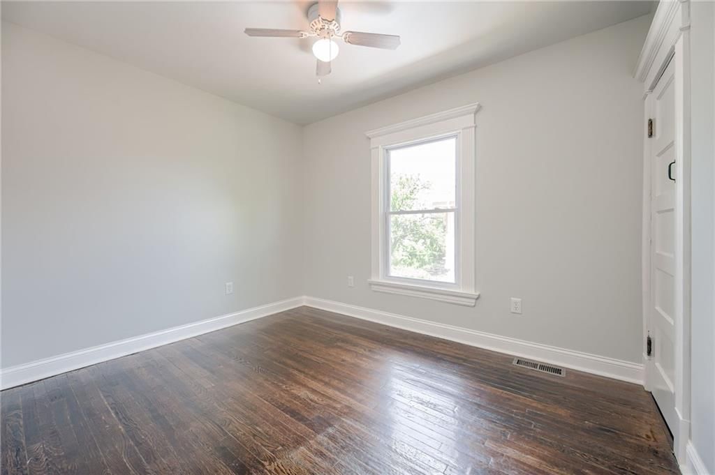 2524 Benton Boulevard — photo 48