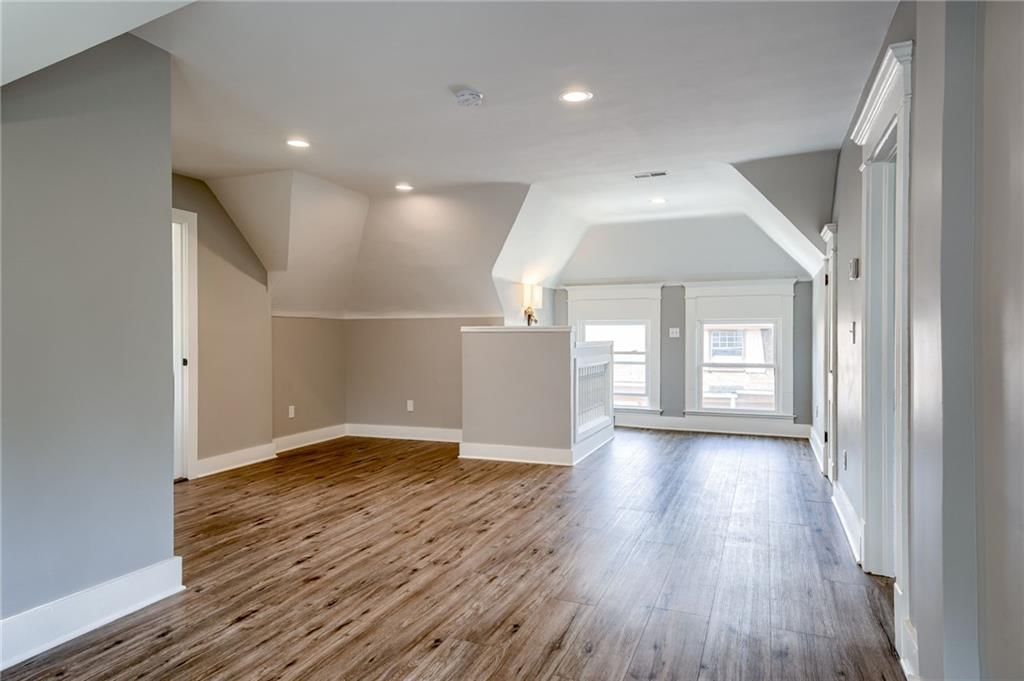 2524 Benton Boulevard — photo 56