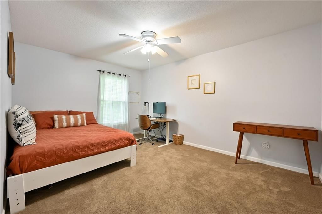 1216 SE Meridian Drive — photo 10