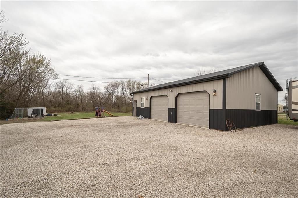 910 N King Street — photo 8