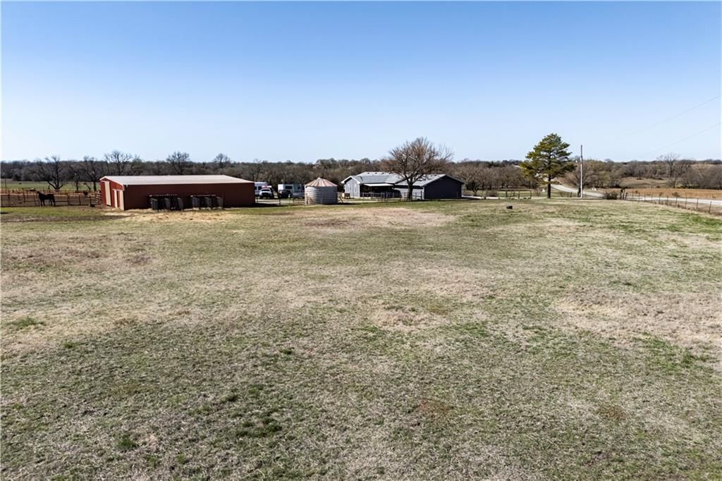 1634 Old Highway 166 N/A — photo 46