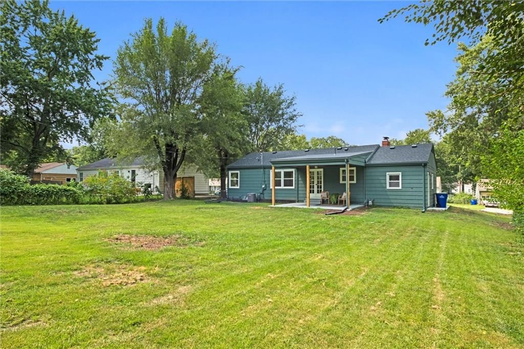 6509 W 72ND Terrace — photo 34