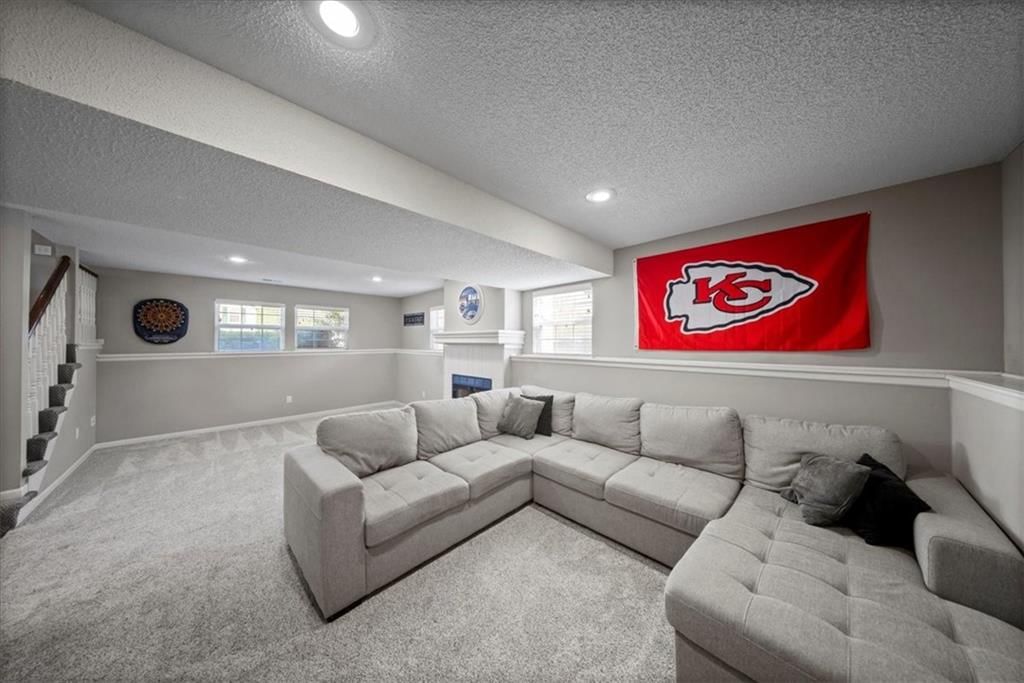 1708 NE Stonewood Drive — photo 23