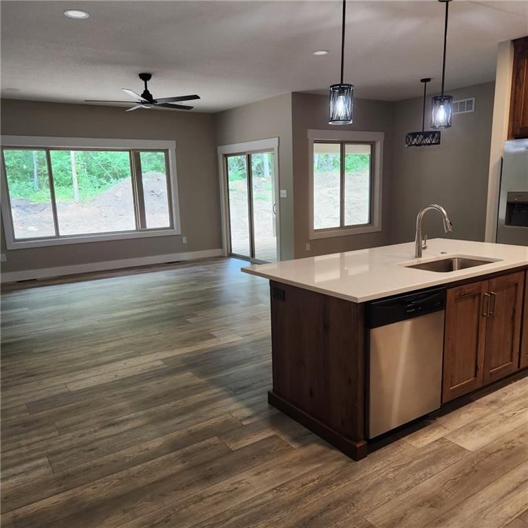 6365 Crescent Rim Drive — photo 4