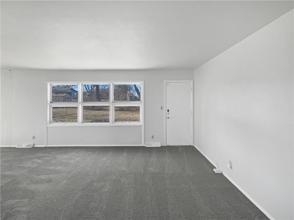 210 Mcclendon Drive — photo 3