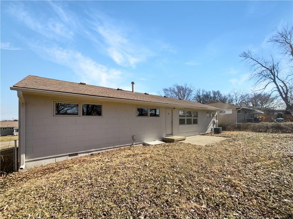 210 Mcclendon Drive — photo 8
