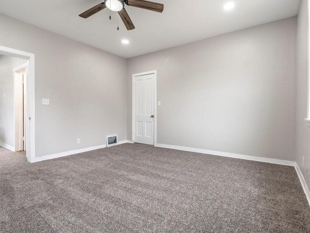 909 S 16th Street — photo 15