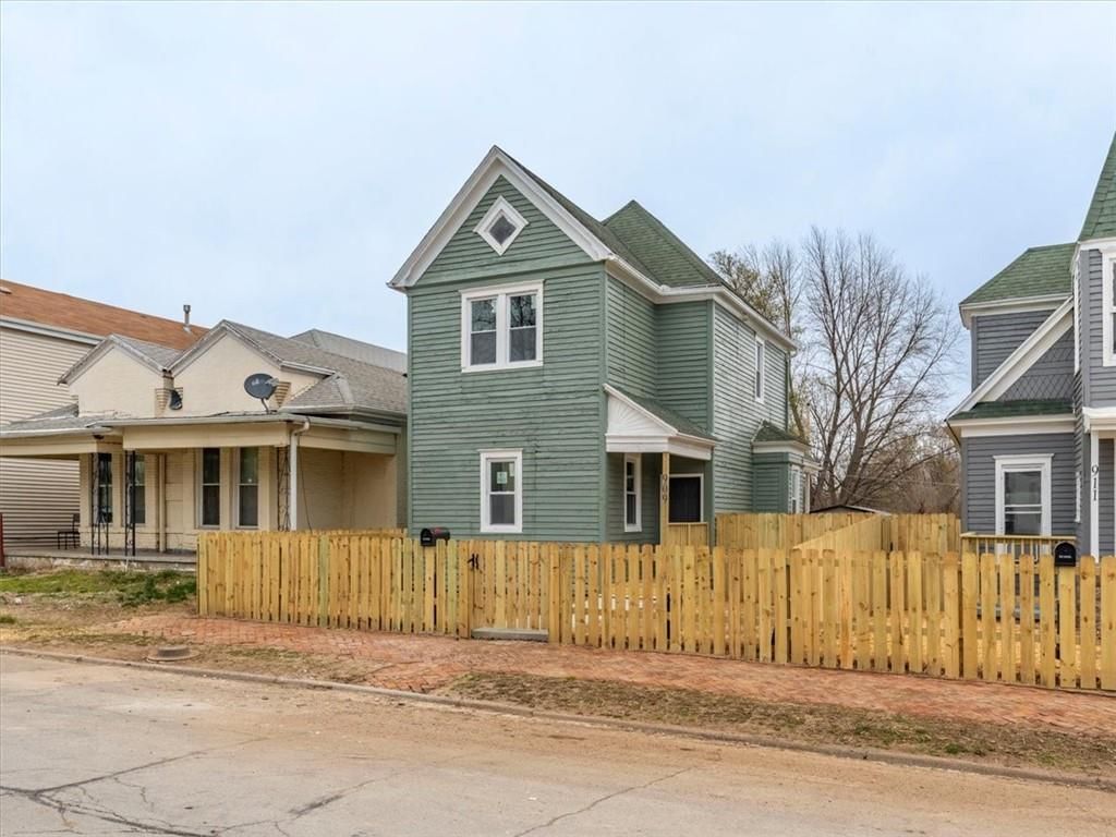 909 S 16th Street — photo 19