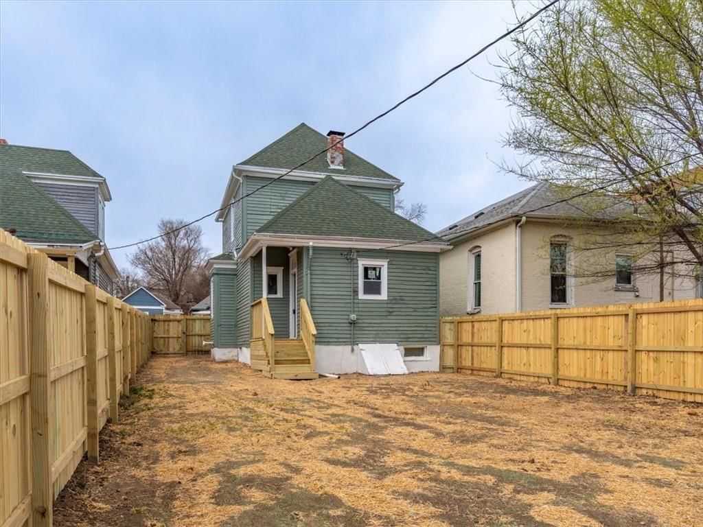 909 S 16th Street — photo 25