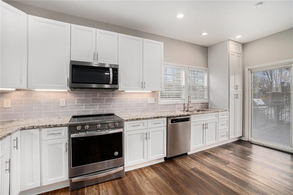 15565 Floyd Street — photo 10