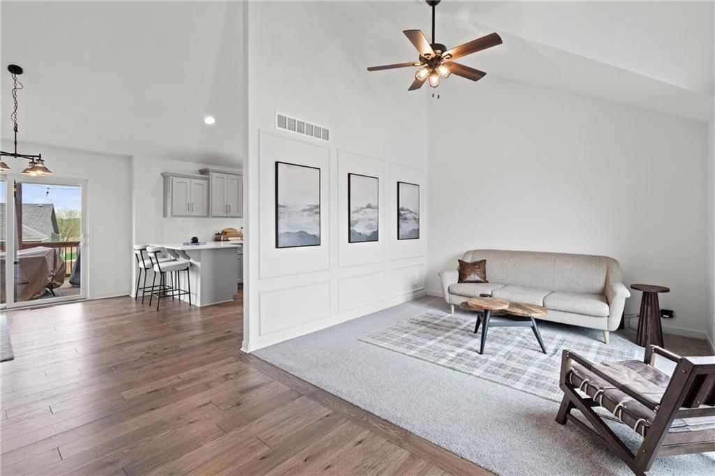 104 Wagers Circle — photo 3