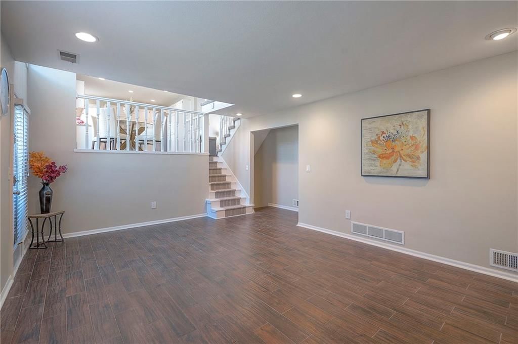 9516 W 117TH Street — photo 13