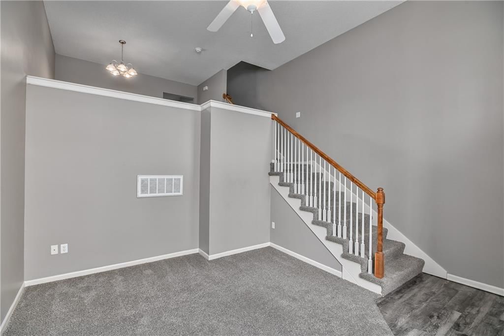 1851 W Spruce Street — photo 5