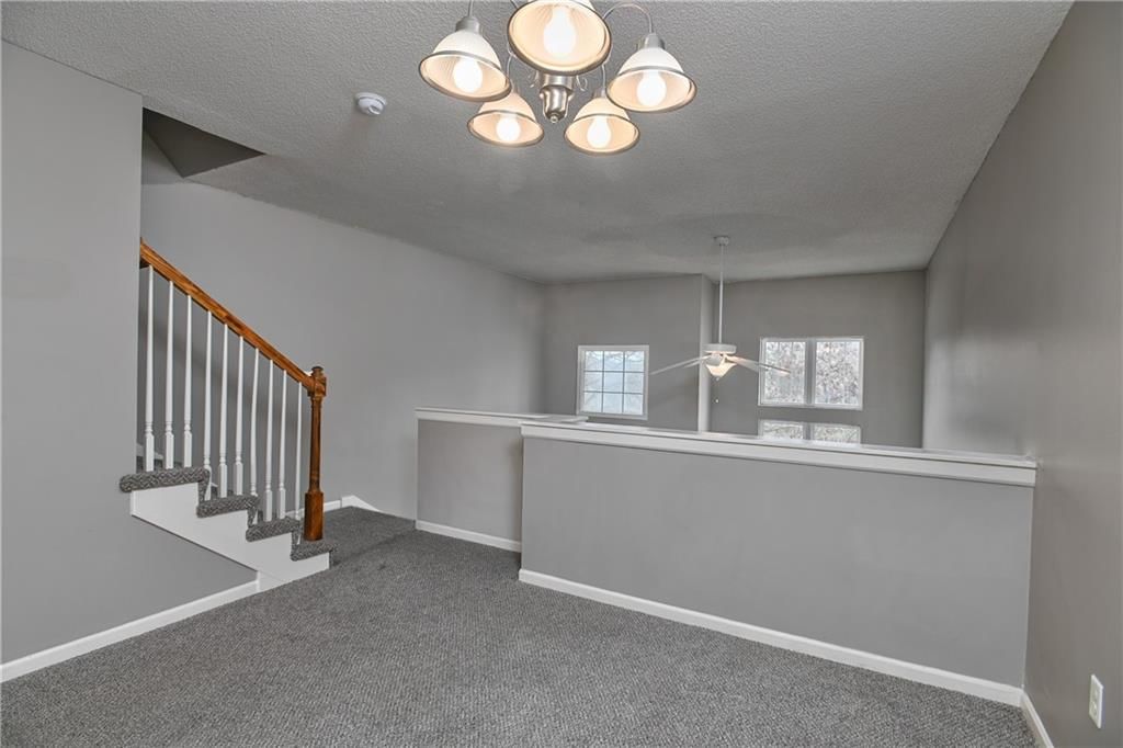 1851 W Spruce Street — photo 8