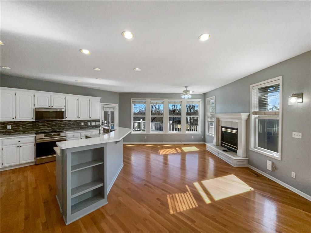 1501 Wrangler Way — photo 3