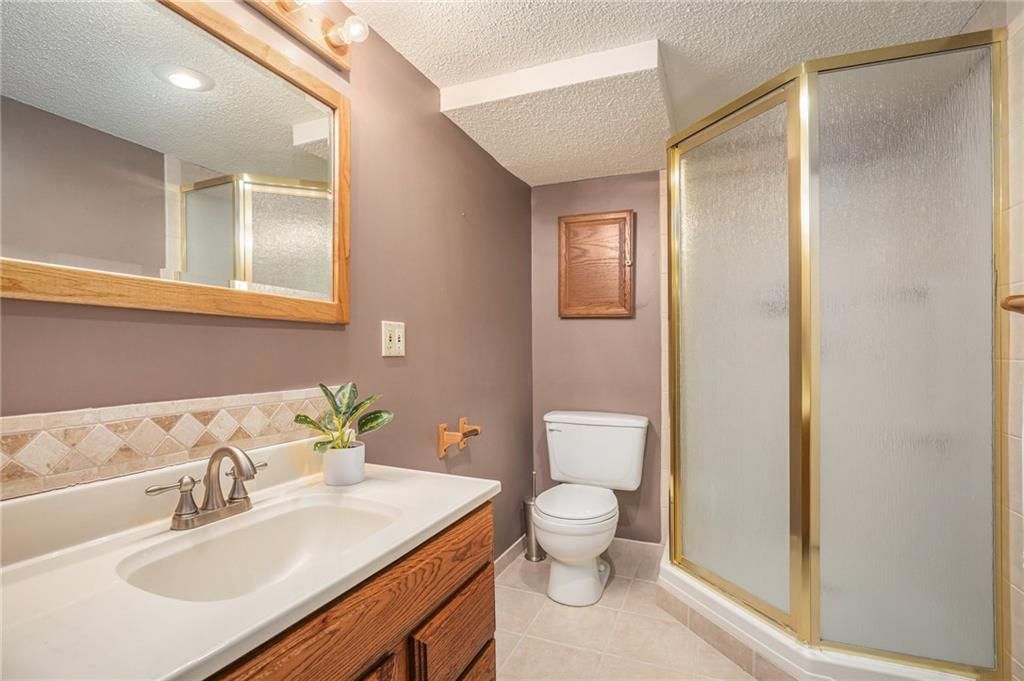 9001 Newton Street — photo 23
