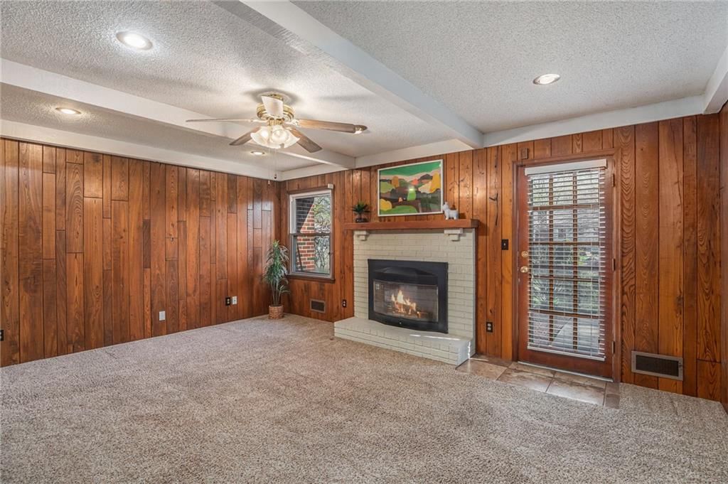 9001 Newton Street — photo 7