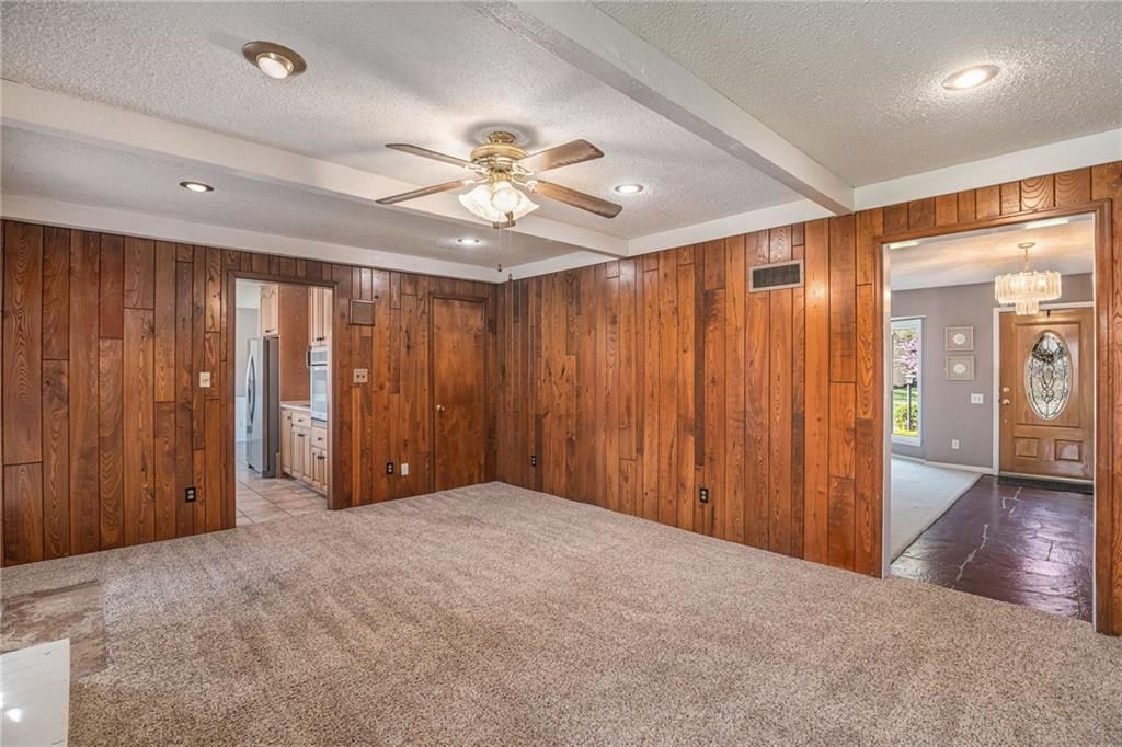 9001 Newton Street — photo 8