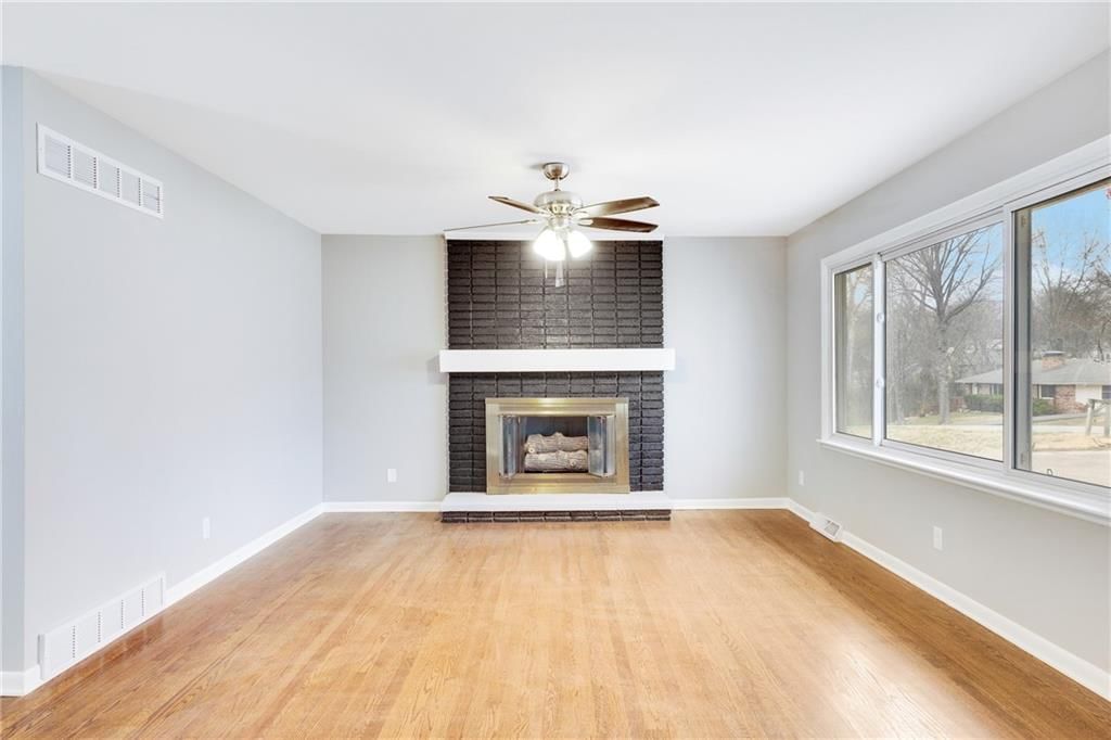 2818 Berry Lane — photo 3