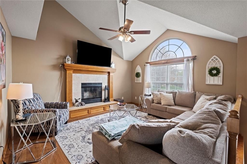 16716 Branson Drive — photo 4