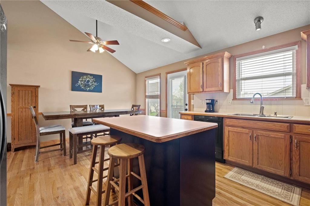 16716 Branson Drive — photo 8