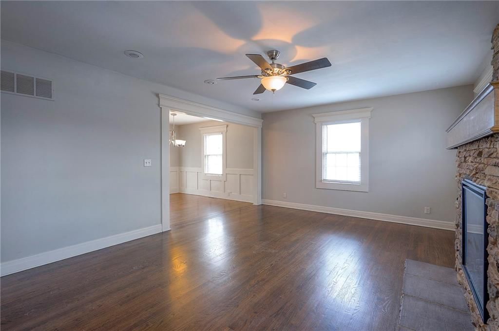 9248 Hemlock Street — photo 11