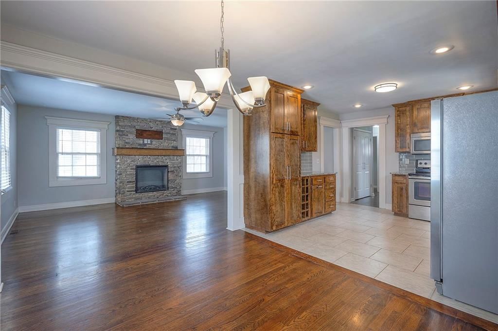 9248 Hemlock Street — photo 15